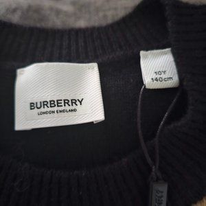 Burberry sweater